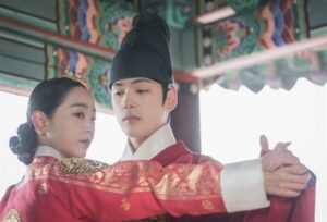 15. Mr Queen - korean historical dramas